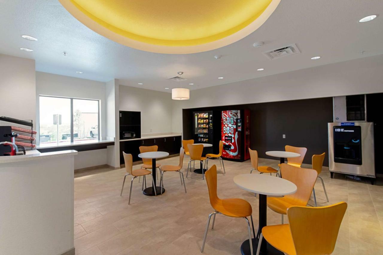 Studio 6 Austin Airport מראה חיצוני תמונה