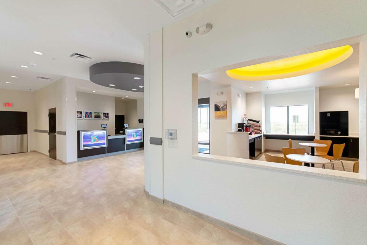 Studio 6 Austin Airport מראה חיצוני תמונה